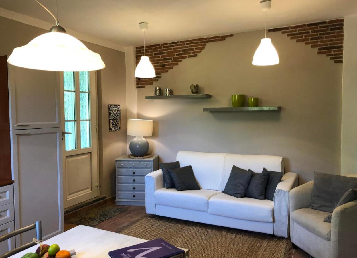 לוקה Villa Con Piscina Esclusiva Nel Verde מראה חיצוני תמונה